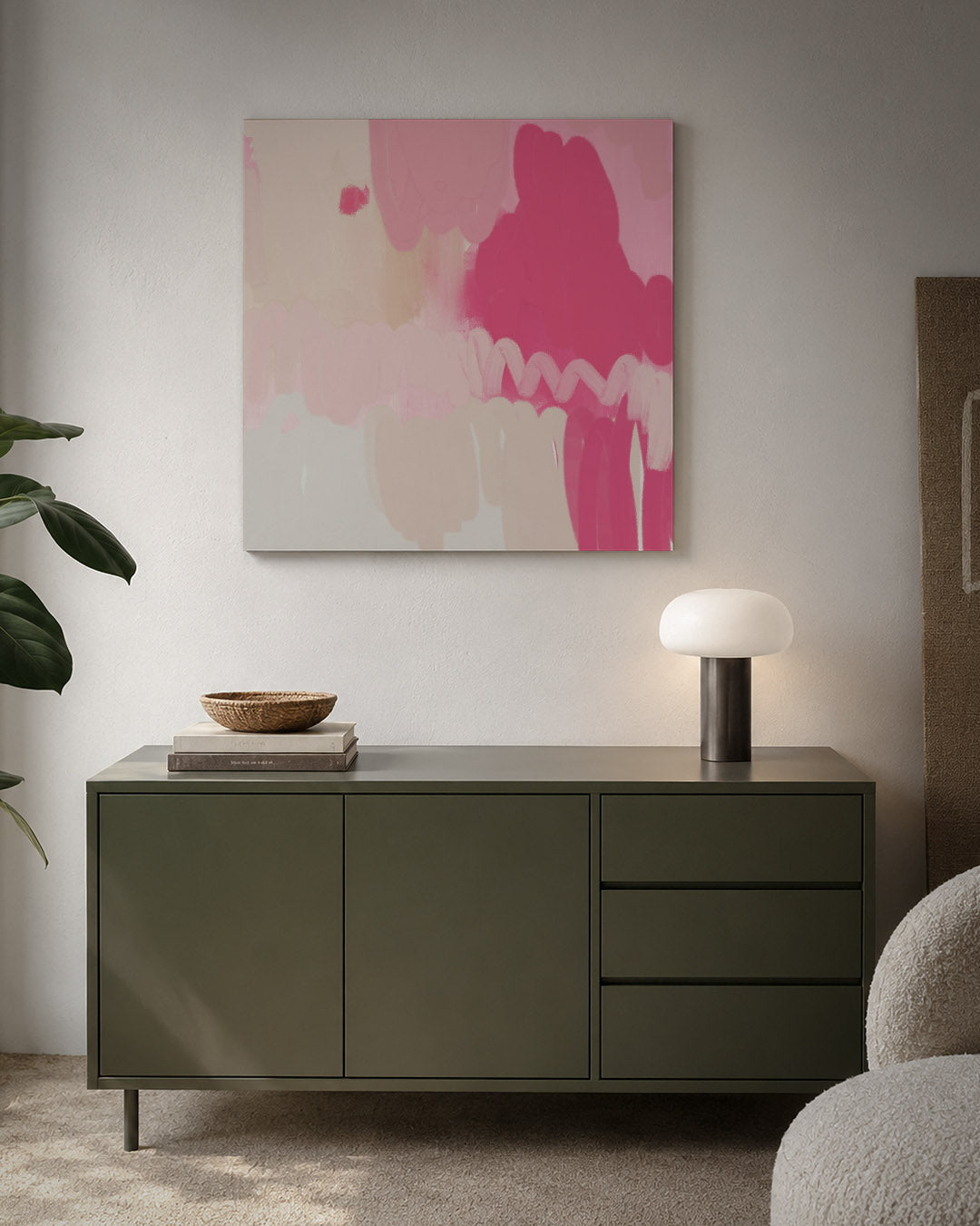 Vloeiende kleurencompositie kunstwerk – detailweergave – dit kunstwerk toont een dynamische mix van roze tinten en beige, met