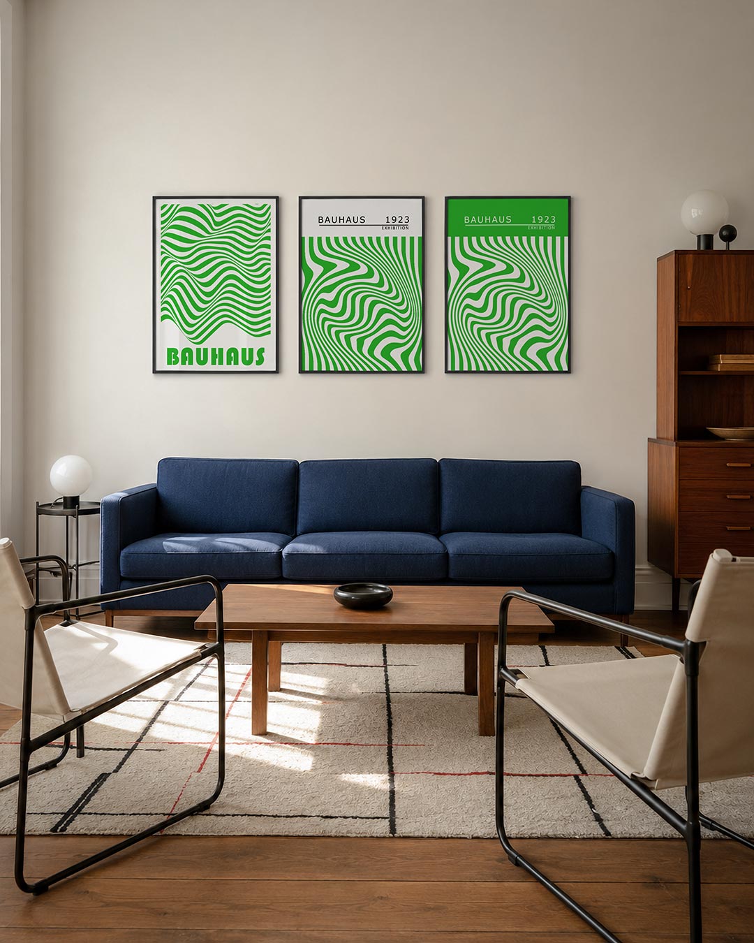 Golvend lijnenspel posterset – derde productweergave – deze posterset in drie delen toont groene golvende lijnen die ritmisch