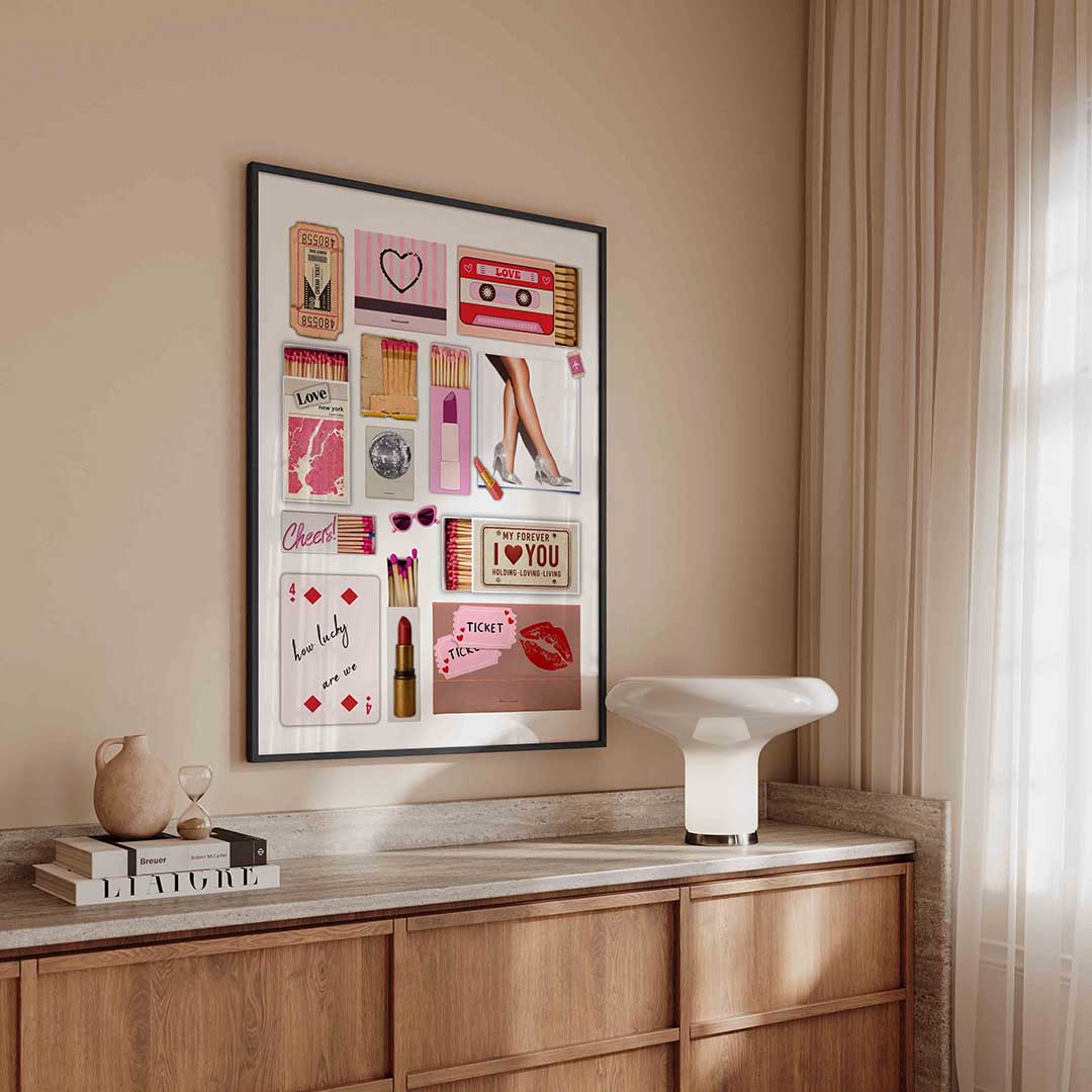 Retro collage met lucifers en lippenstift – kleurrijke Pop Art poster in staand formaat