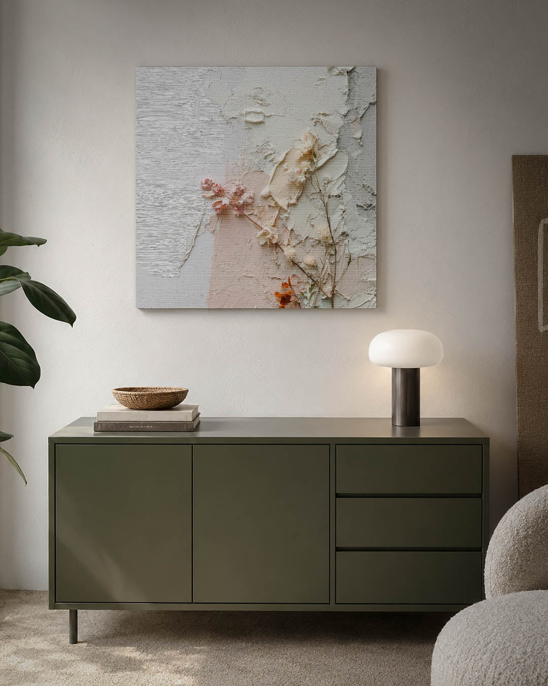Textuur en bloemen kunstwerk – detailweergave – dit werk toont een subtiele mix van zachte kleuren en texturen met delicate