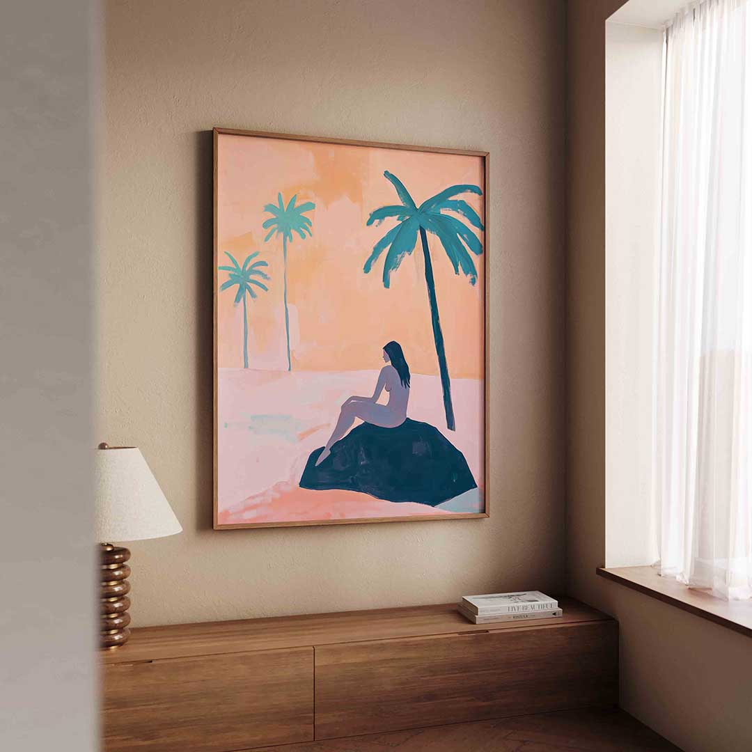 Zittende figuur met palmbomen – tropische wandkunst als portret poster