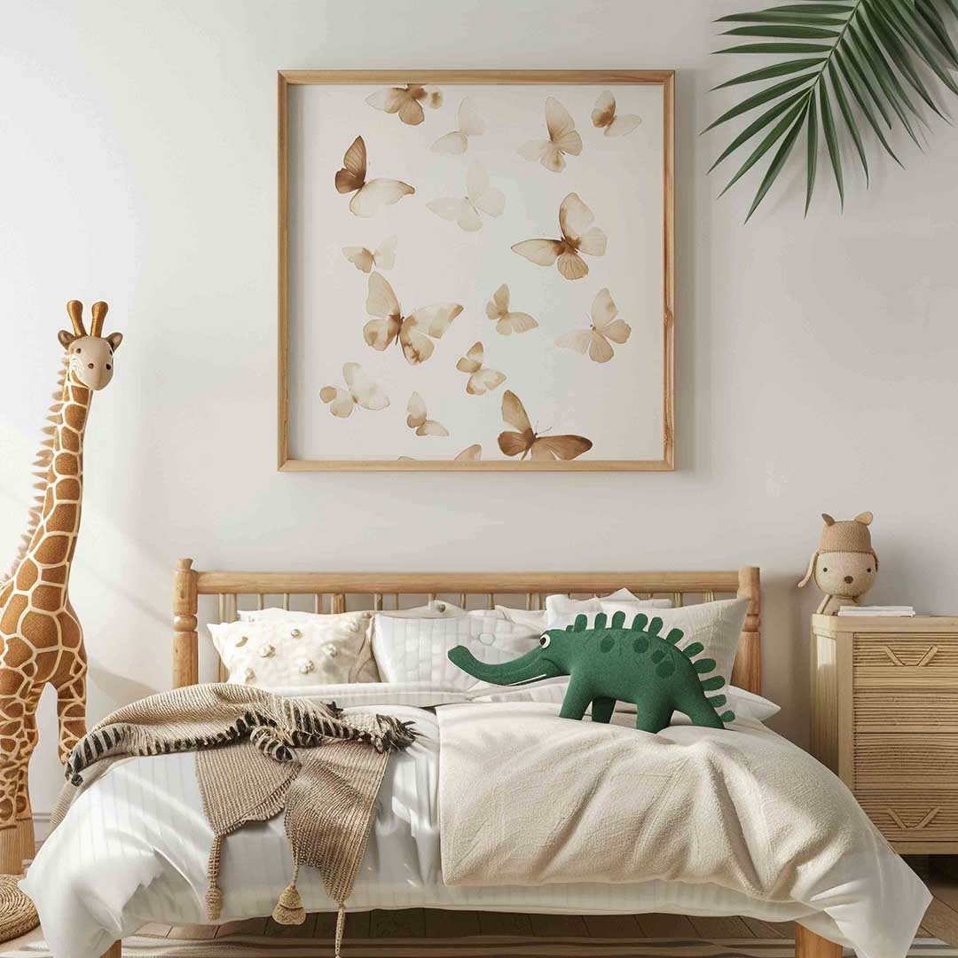 Vlinders in beige – vierkante kinderkamer wanddecoratie van WallArtistic