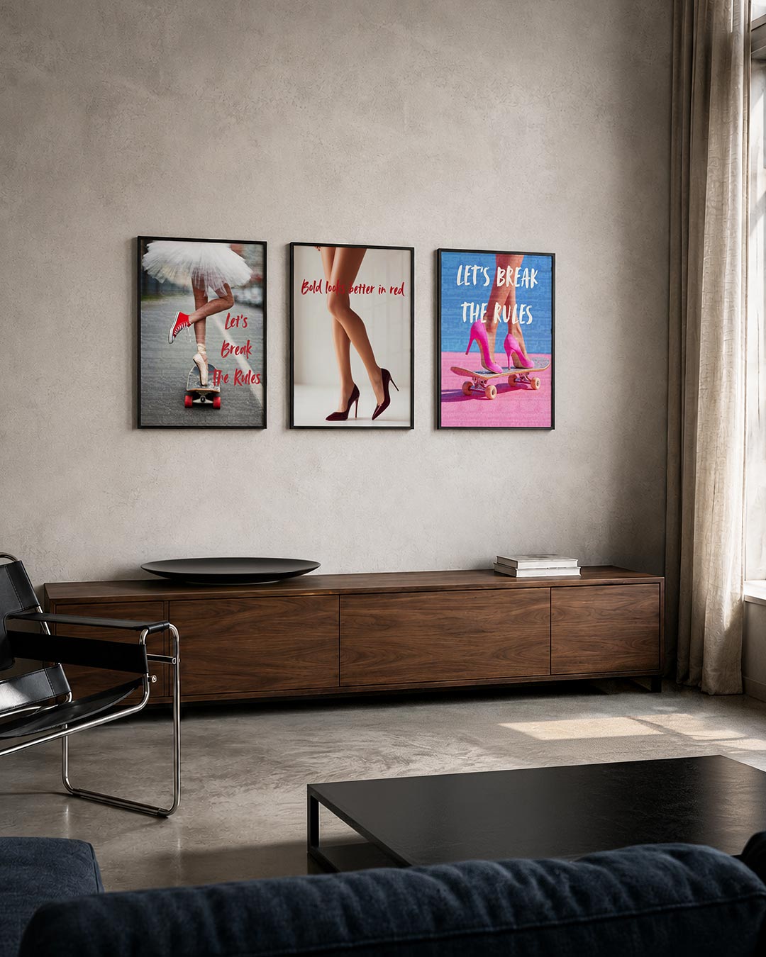 Contrasterende beweging posterset – tweede productweergave – een speelse mix van een tutu en rode sneakers op een