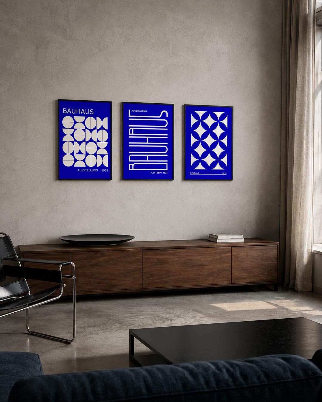 Vormenspel in blauw posterset – tweede productweergave – deze posterset toont een speels lijnenspel van witte halve cirkels