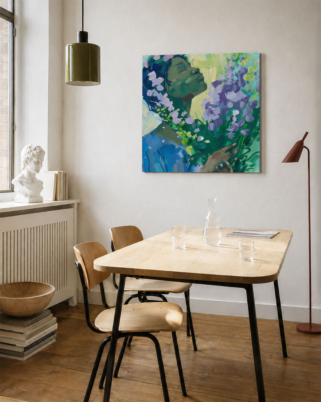 Dromerige bloemen kunstwerk – vierkante wanddecoratie – dit kunstwerk toont een persoon omringd door bloemen in zachte