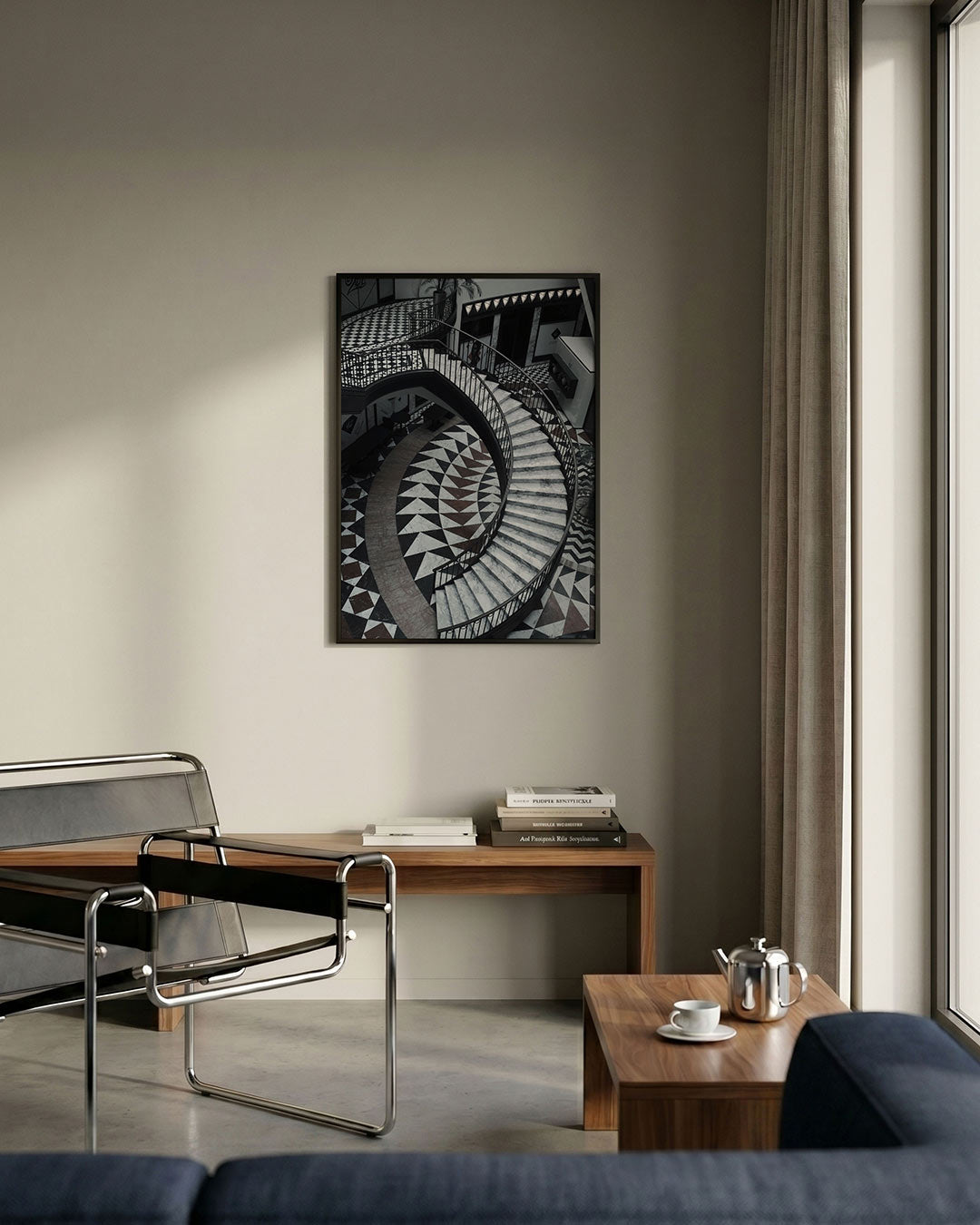 Geometrische trap poster – detailweergave – deze poster toont een sierlijke wenteltrap met geometrische patronen. De