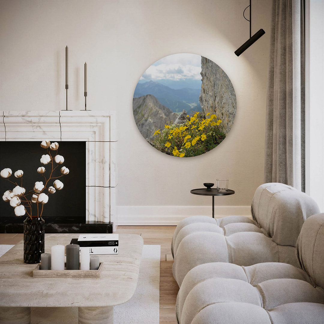 Bergbloemen – ronde fotografie wanddecoratie van WallArtistic