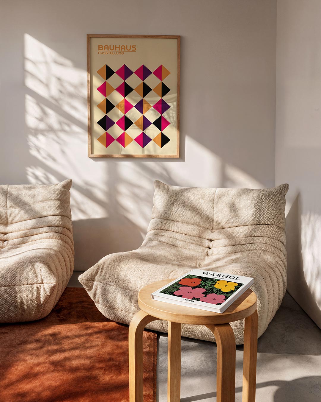 Vormritme en kleur – geometrische Bauhaus poster in staand formaat