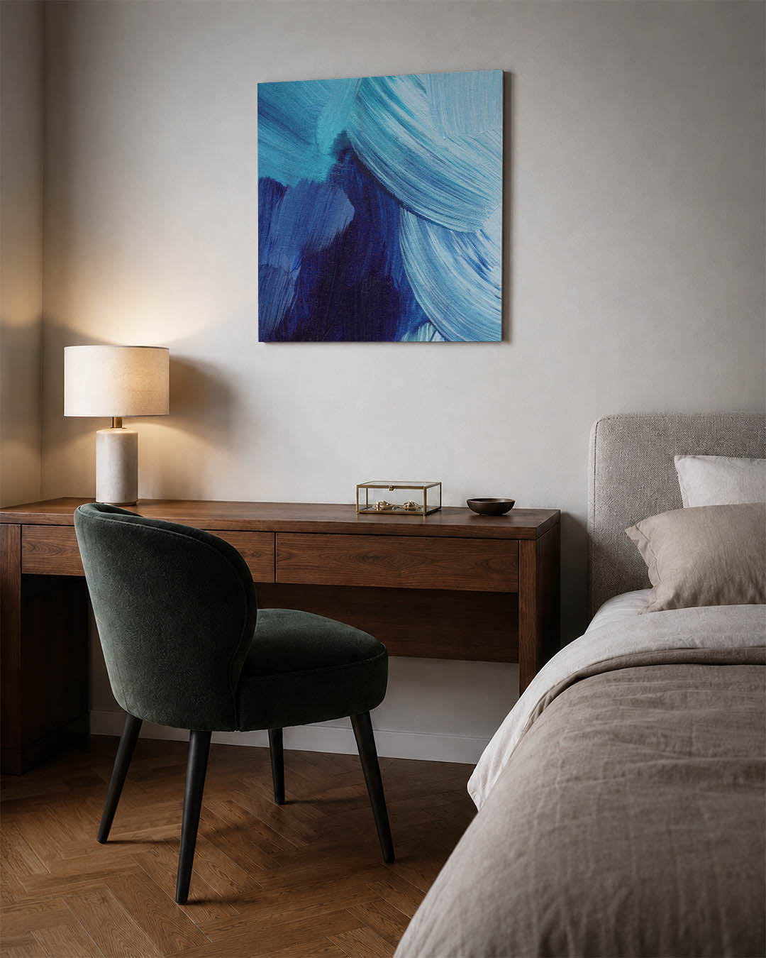 Dynamische blauwe bewegingen kunstwerk – materiaalweergave – dit werk toont vloeiende penseelstreken in verschillende tinten