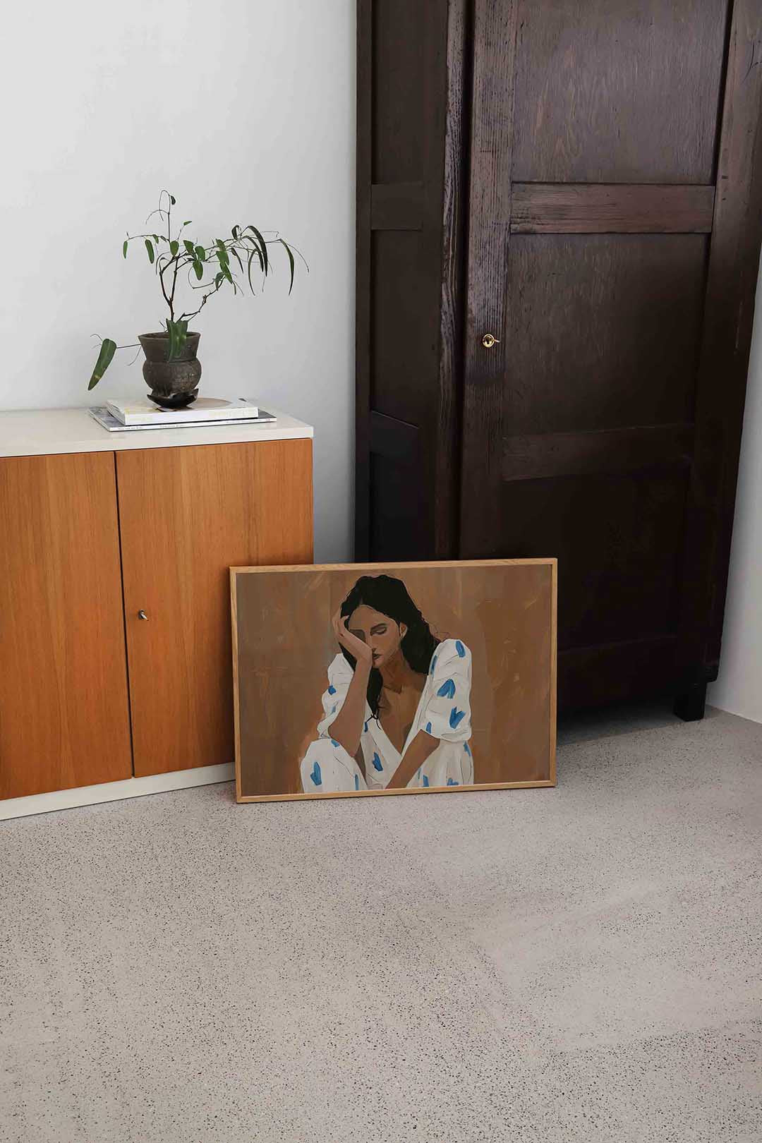 Vrouw met blauwe accenten – hedendaagse illustratie als liggende poster