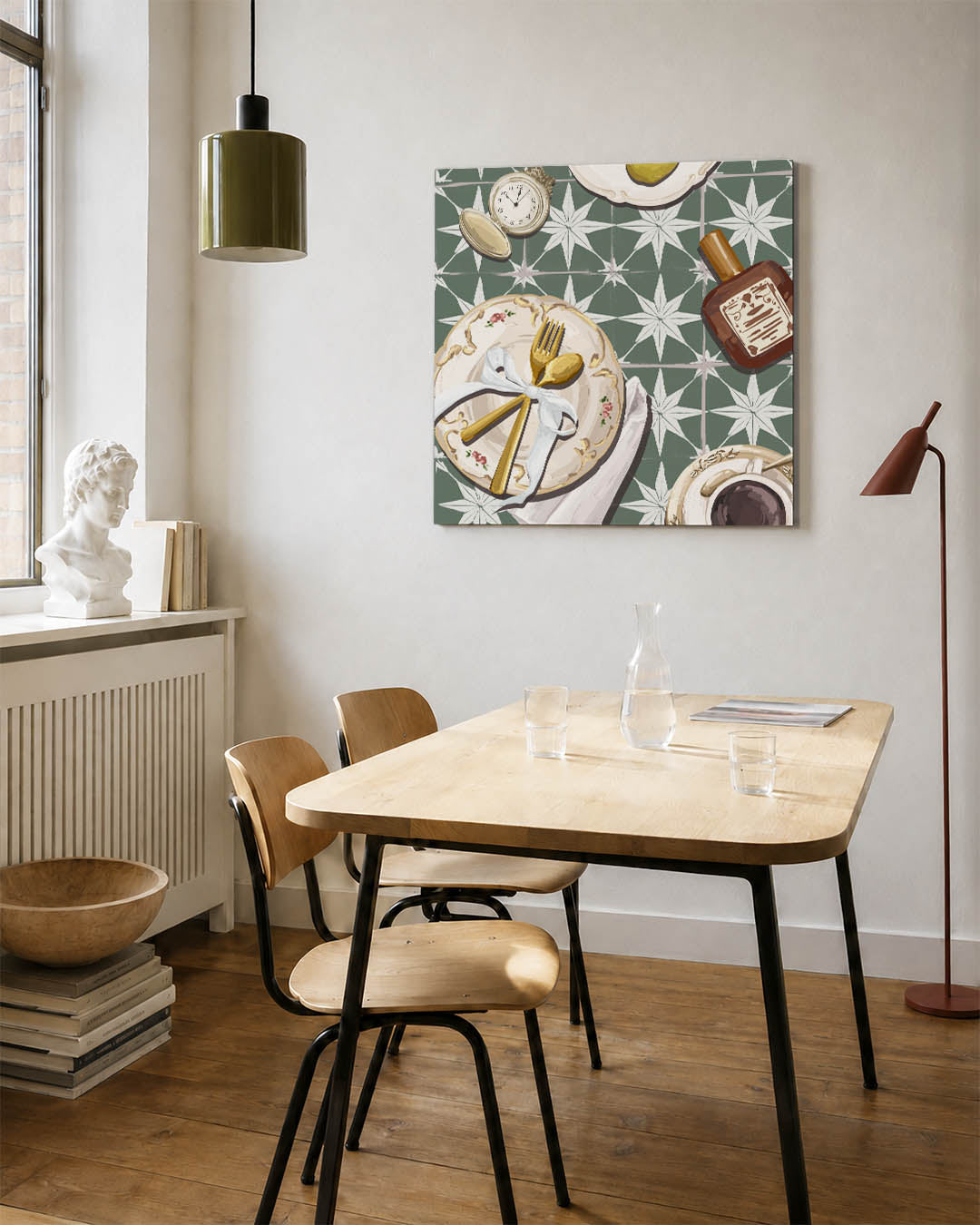 Tafelsetting kunstwerk – detailweergave – dit werk toont een elegante tafelsetting met gouden bestek, een zakhorloge en een
