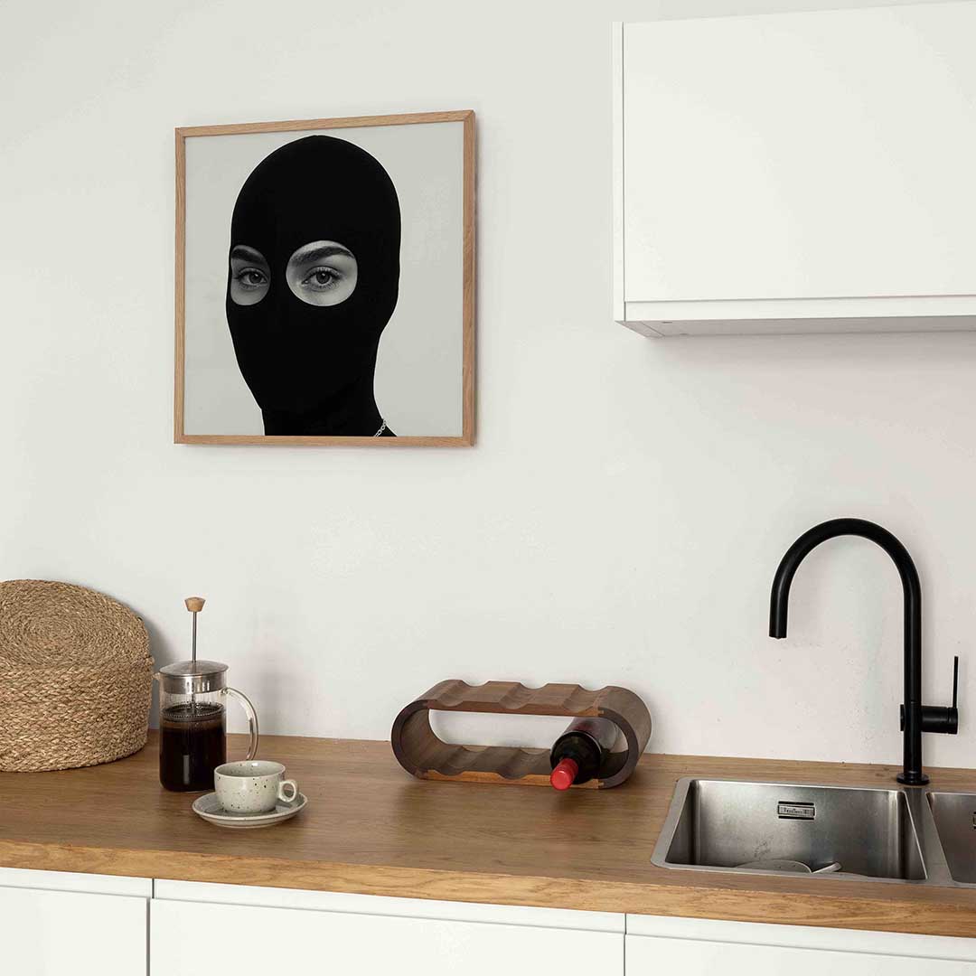 Gezicht met masker – kleurrijke Pop Art poster in vierkant formaat
