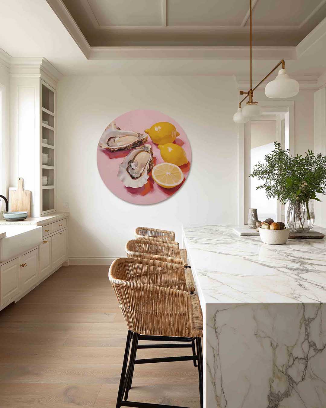 Oesters en citroenen – abstracte muurcirkel als ronde wanddecoratie