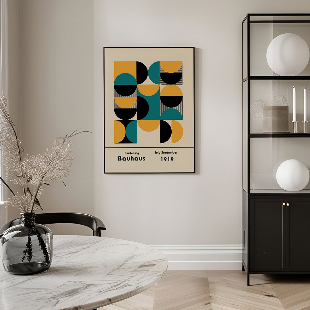 Vormritme en kleur – geometrische Bauhaus poster in staand formaat