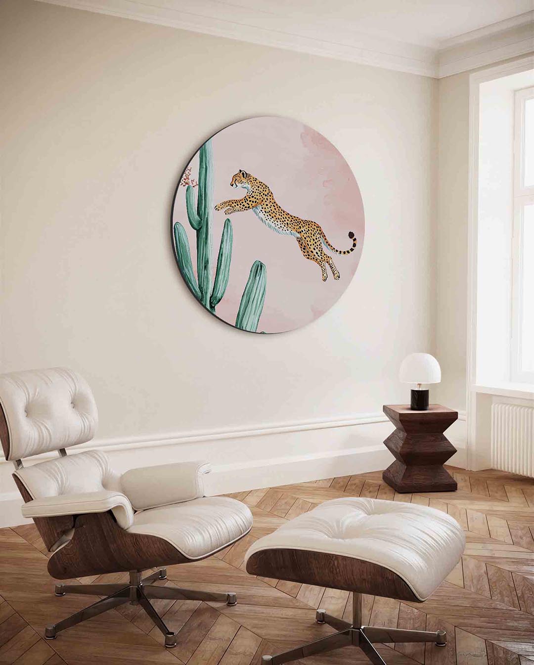 Springende luipaard – kleurrijke ronde wanddecoratie van WallArtistic