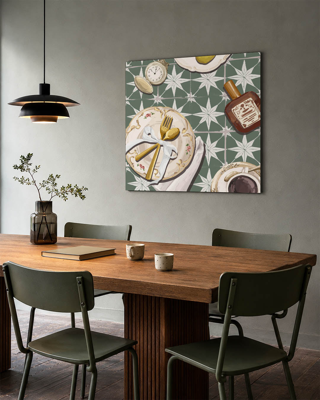 Tafelsetting kunstwerk – tweede productweergave – dit werk toont een elegante tafelsetting met gouden bestek, een zakhorloge