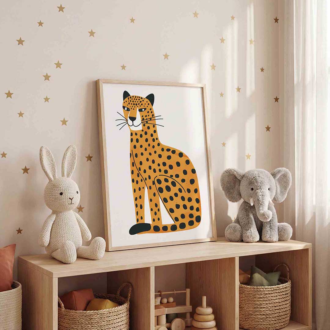 Luipaard illustratie – staande kinderkamer wanddecoratie van WallArtistic