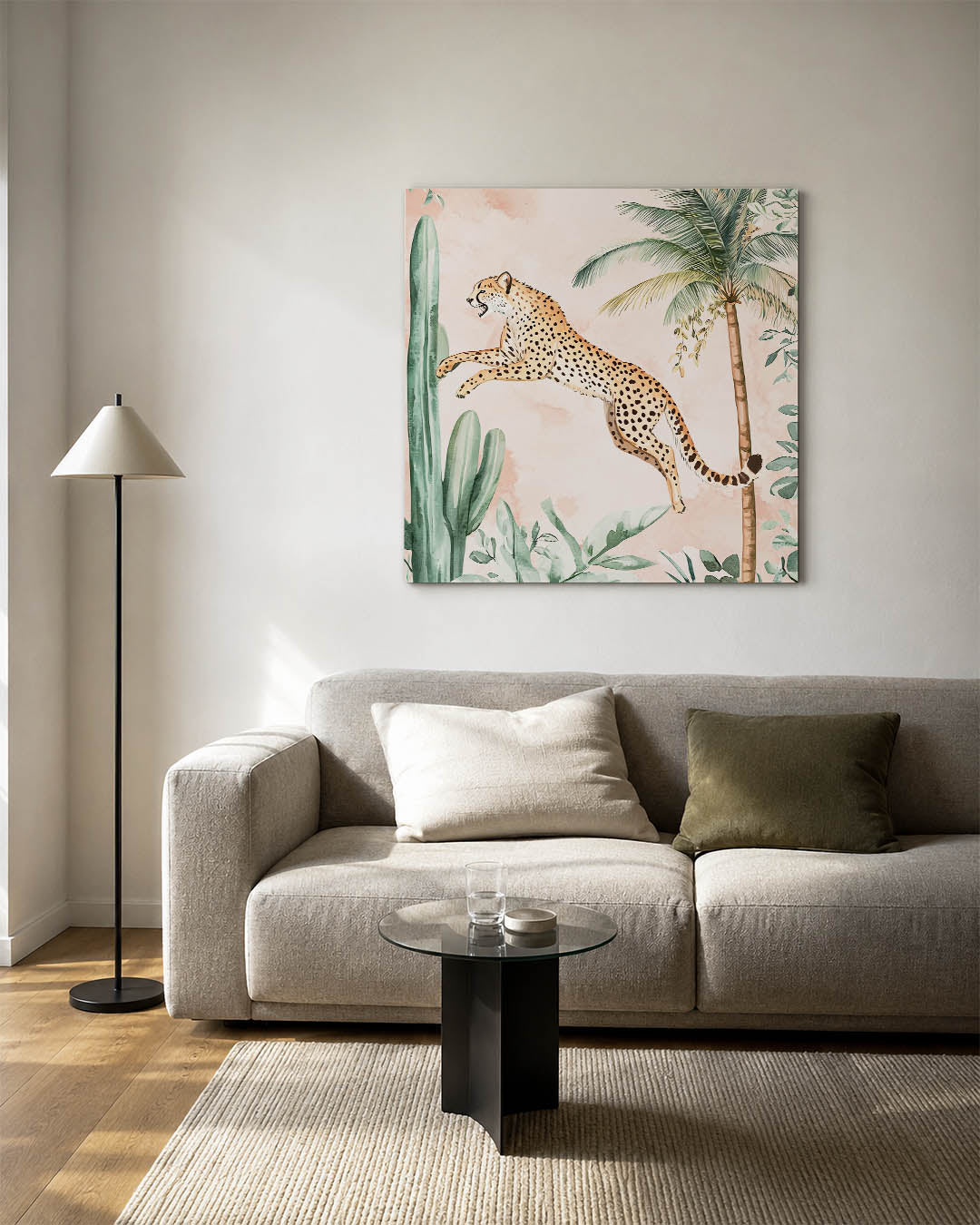 Springende luipaard kunstwerk – detailweergave – een levendig werk met een luipaard die door een groene jungle springt