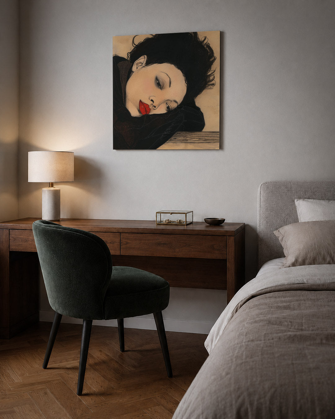 Dromerige vrouw kunstwerk – sfeerbeeld – dit kunstwerk toont een vrouw met een serene uitdrukking, liggend op een houten
