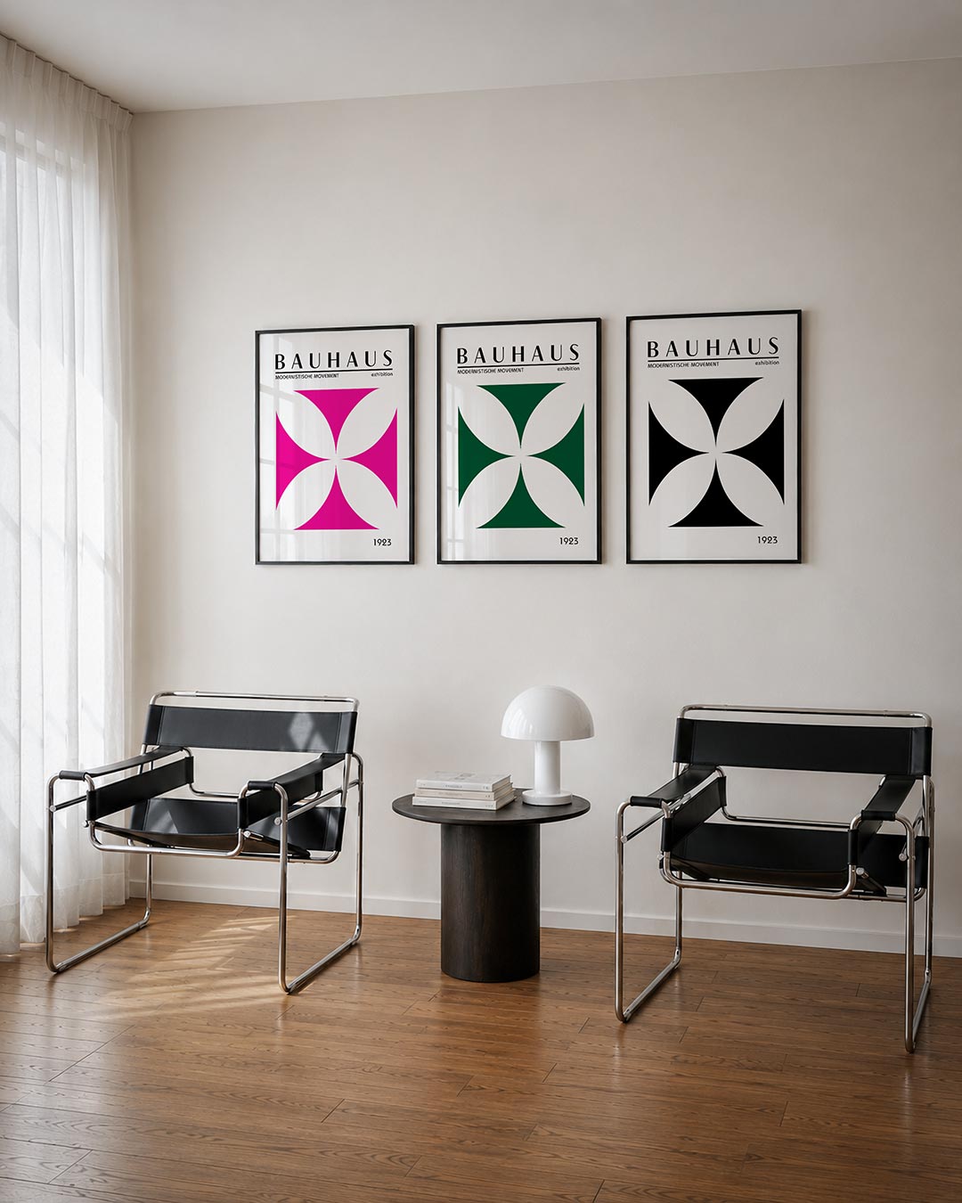 Vorm en kleur posterset – derde productweergave – deze posterset in drie delen toont een levendig spel van roze en wit, met