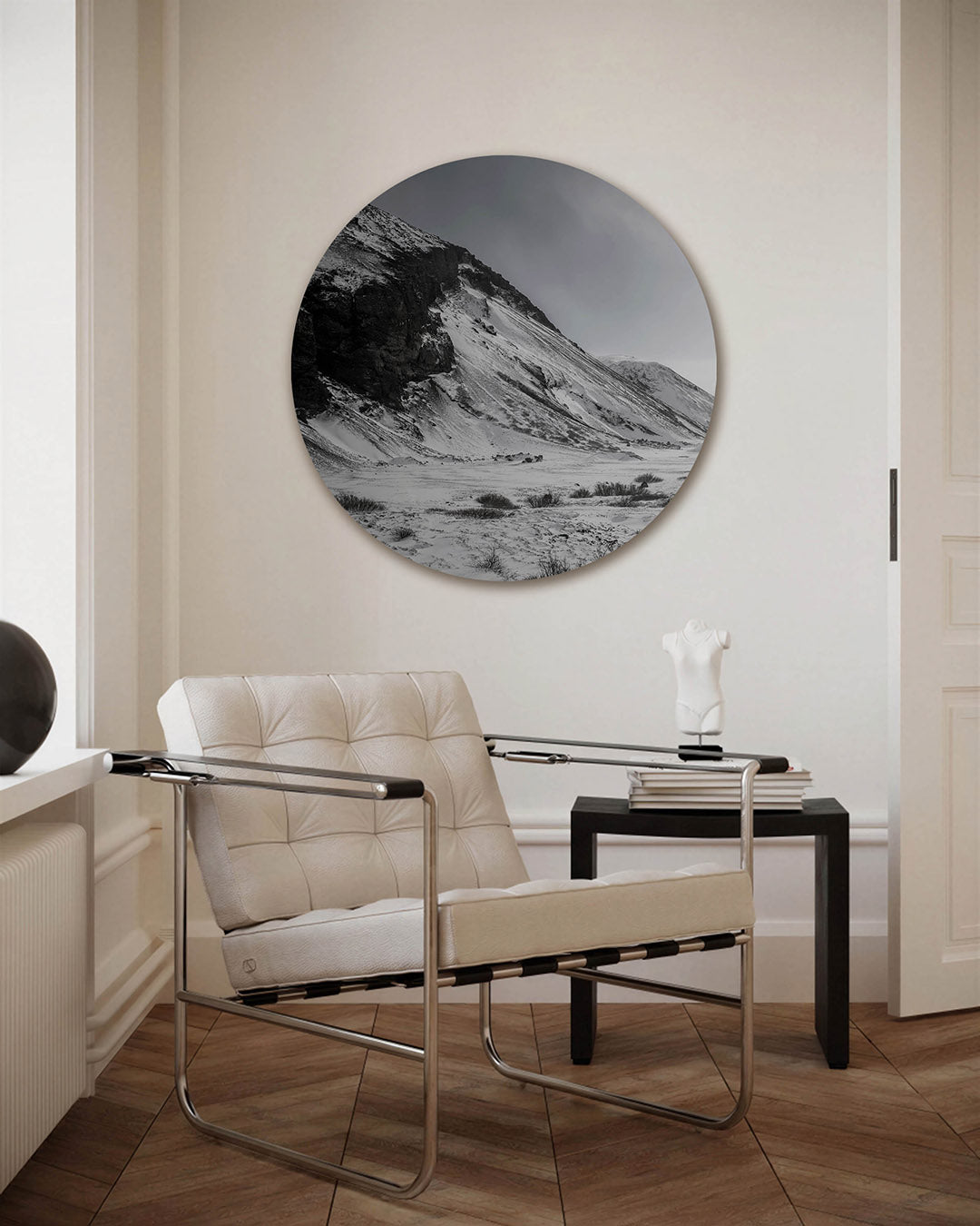 Besneeuwde berglandschap – fotografie muurcirkel als ronde wanddecoratie