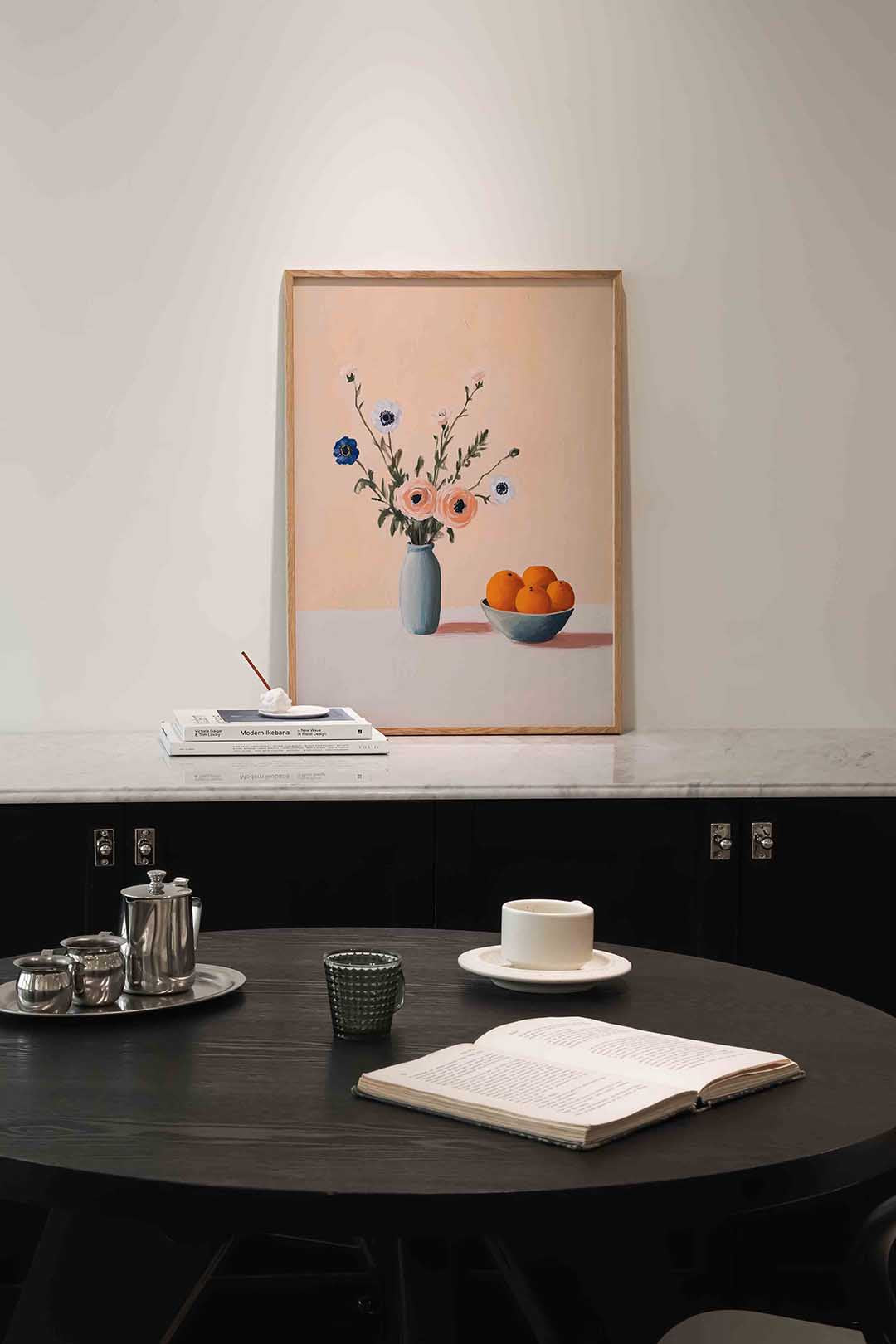 Bloemen en sinaasappels – moderne poster in staand formaat