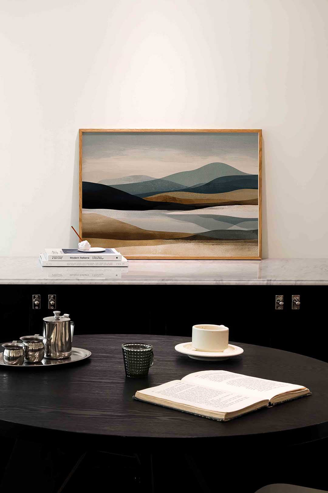 Landschap met golvende heuvels – abstracte poster in liggend formaat