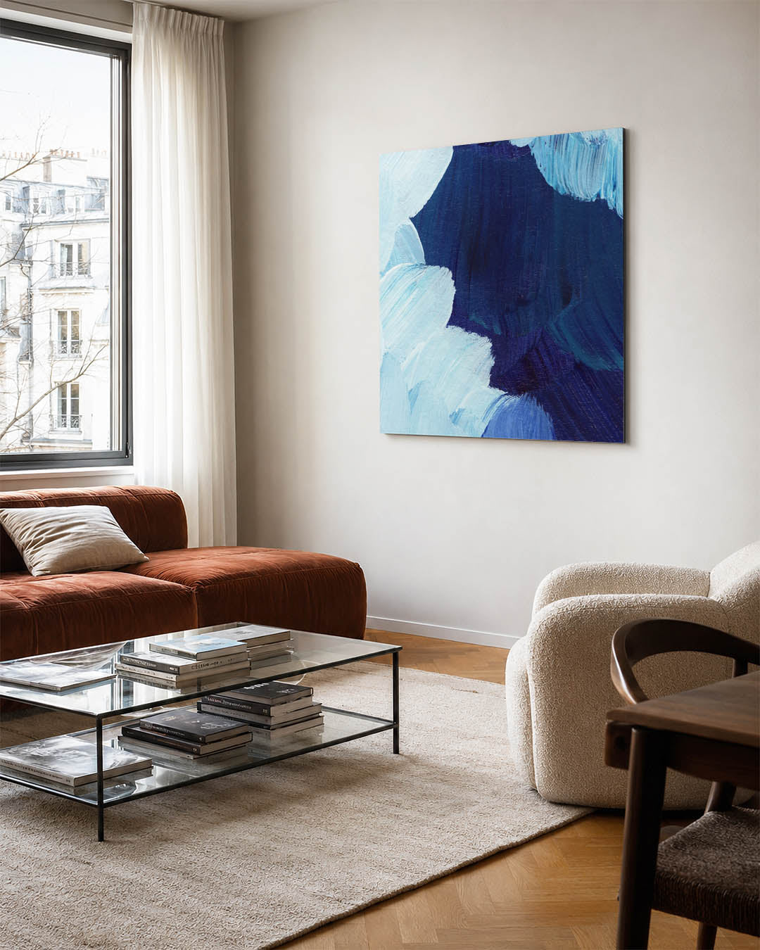 Dynamische blauwtinten kunstwerk – vierkante wanddecoratie – dit werk toont vloeiende penseelstreken in verschillende