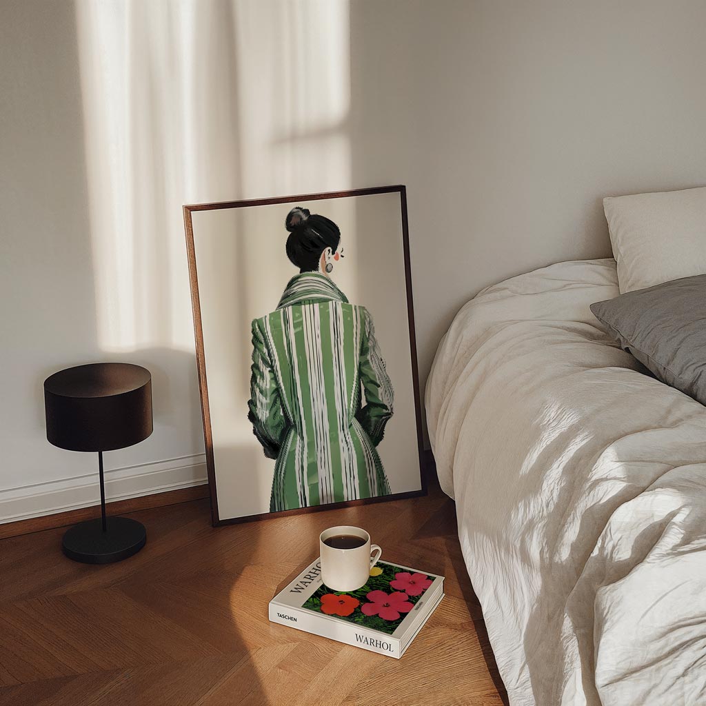 Elegante Gestreepte Modeposter – staande zomer wanddecoratie van WallArtistic