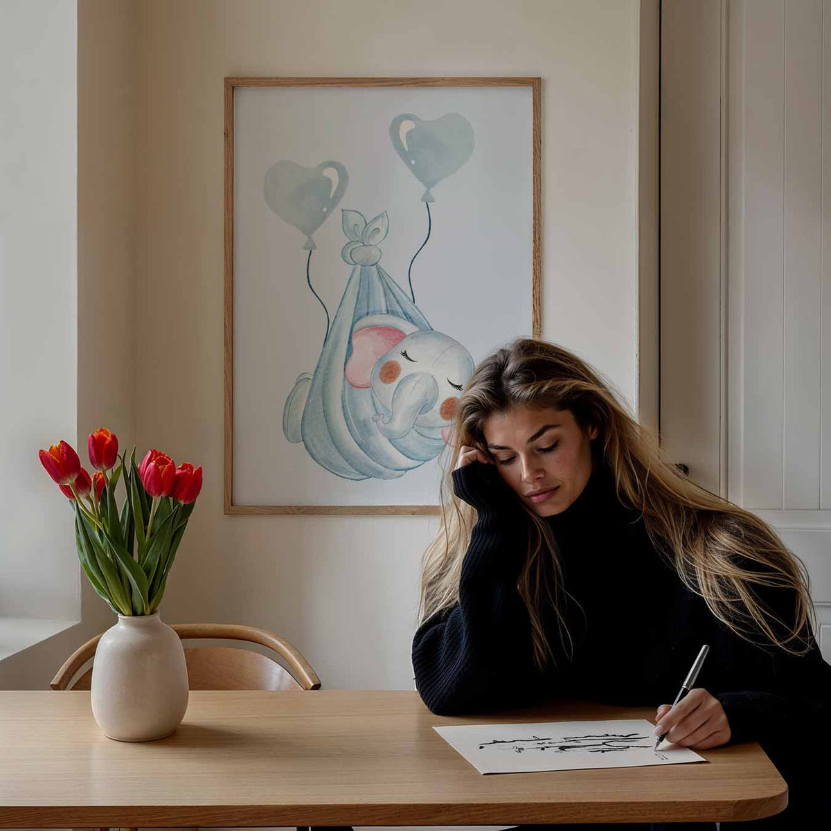Baby Olifant met Ballonnen – staande muurposter voor de kinderkamer