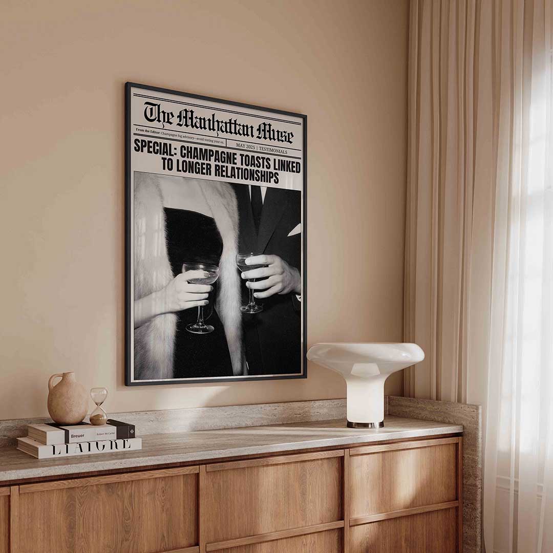 Manhattan muse champagne – kleurrijke Pop Art poster in staand formaat
