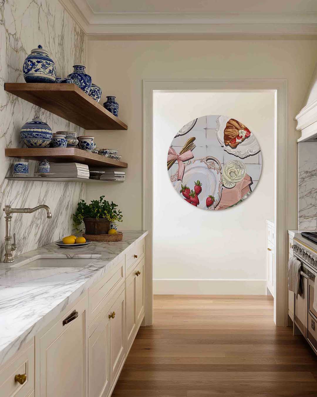 Ontbijt met aardbeien – moderne abstracte muurcirkel voor aan de muur