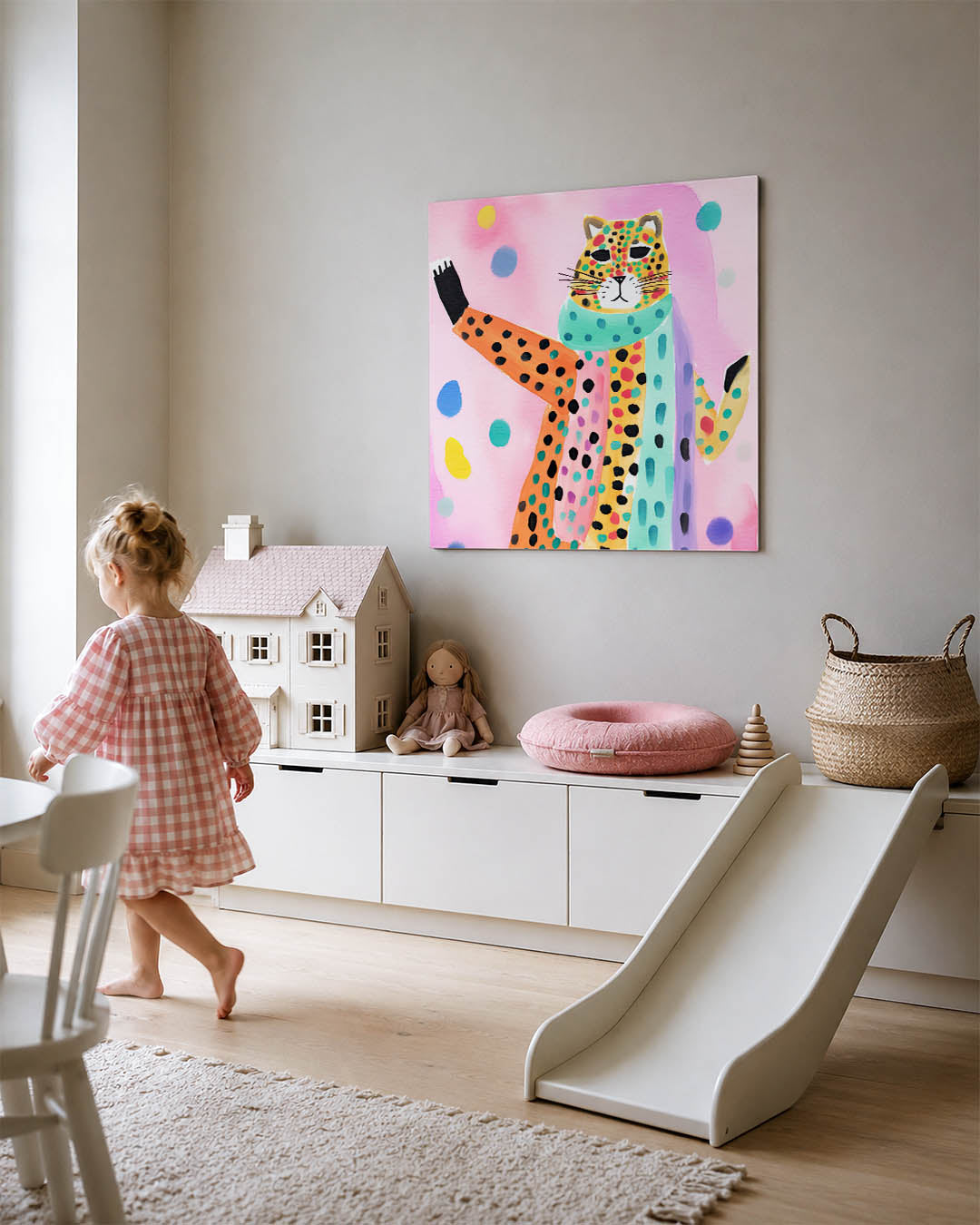 Vrolijke luipaard illustratie kunstwerk – tweede productweergave – dit werk toont een kleurrijke luipaard met een speelse