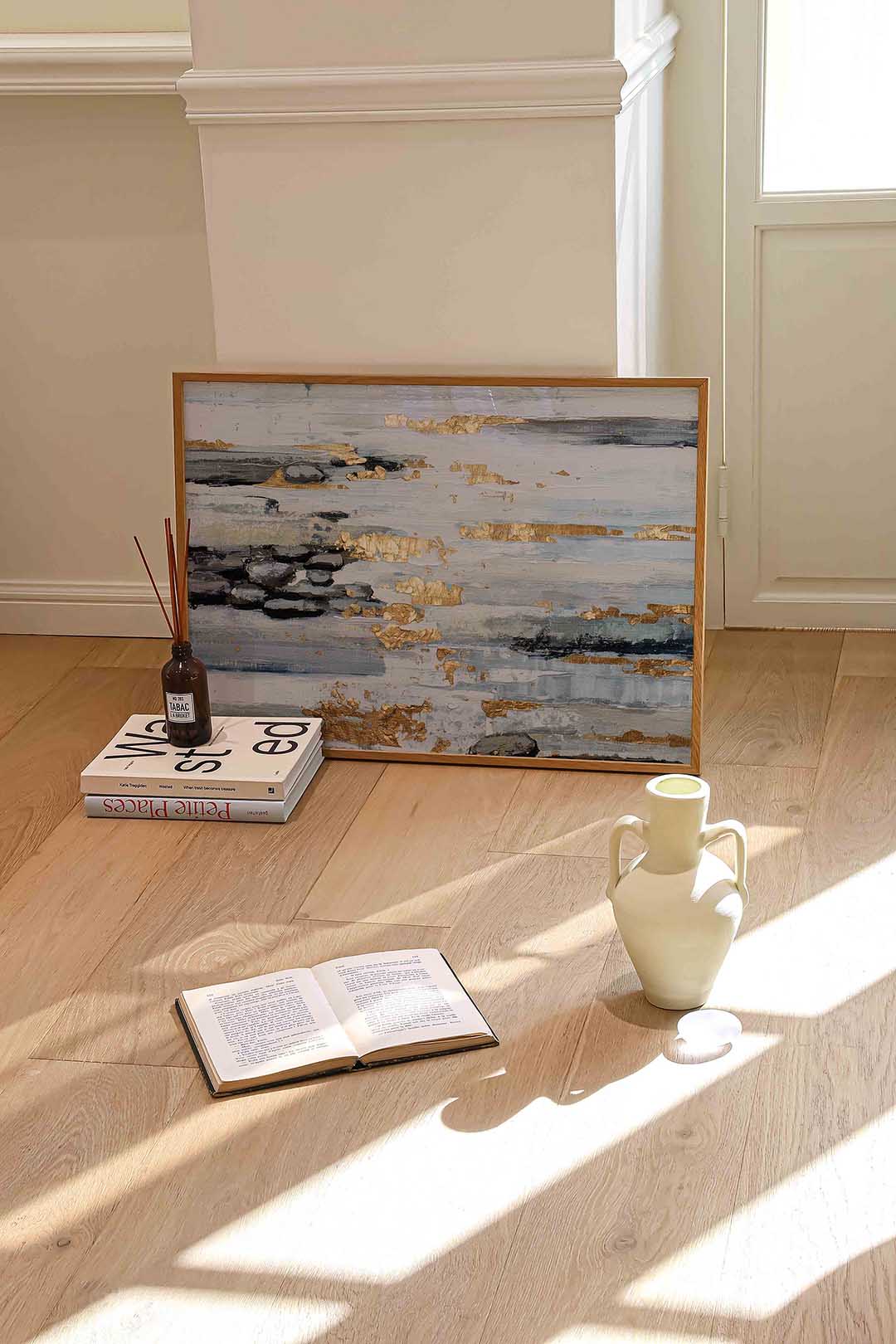 Gouden accenten en stenen – liggende abstracte wanddecoratie van WallArtistic