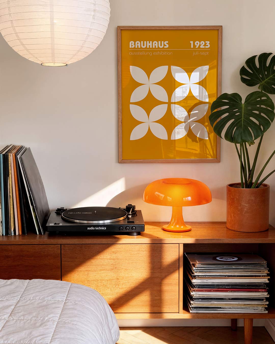 Vormritme en kleur – geometrische Bauhaus poster in staand formaat