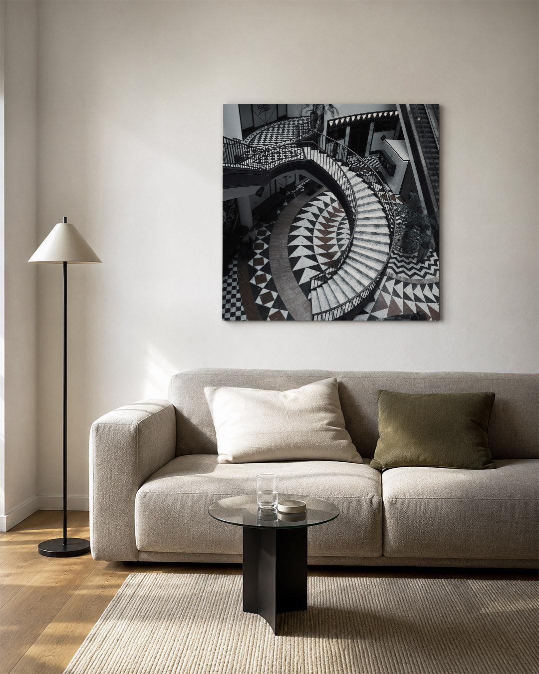 Geometrische trappen kunstwerk – vierkante wanddecoratie – deze kunstwerk toont een spiraalvormige trap met geometrische