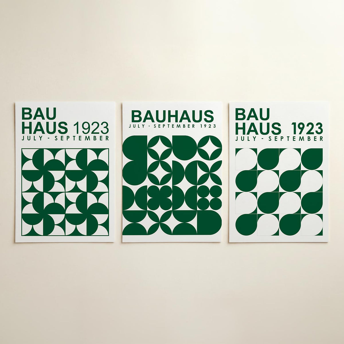 Vorm en ritme posterset – detailweergave – deze posterset in drie delen toont een speelse wisselwerking van groene en witte