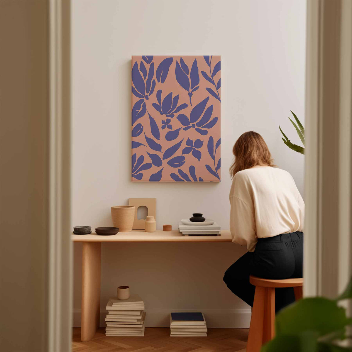 Bladeren in Paars op Perzik – staand kunstwerk voor modern interieur