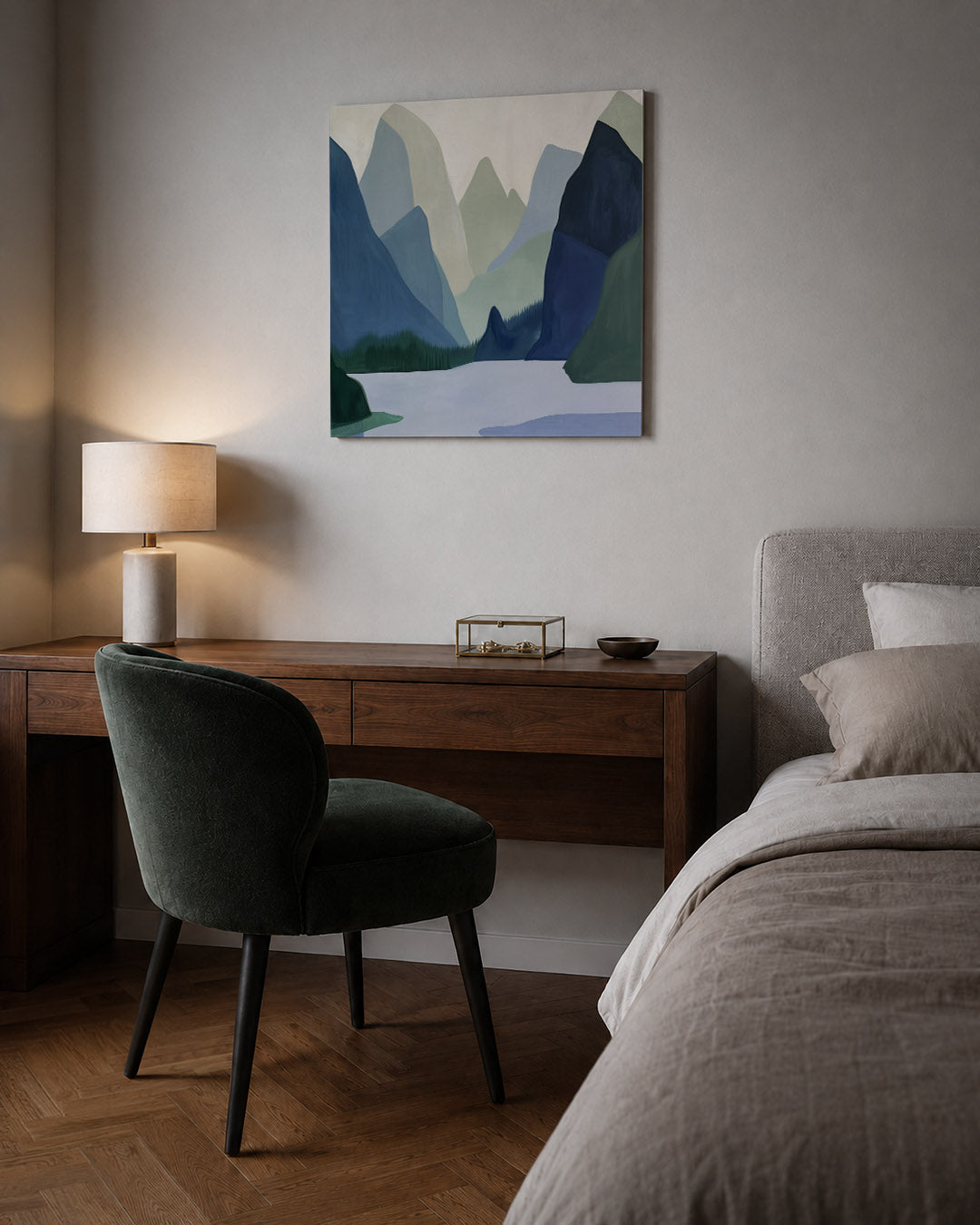 Serene berglandschap kunstwerk – sfeerbeeld – dit werk toont een rustig berglandschap met zachte lijnen en vloeiende vormen.