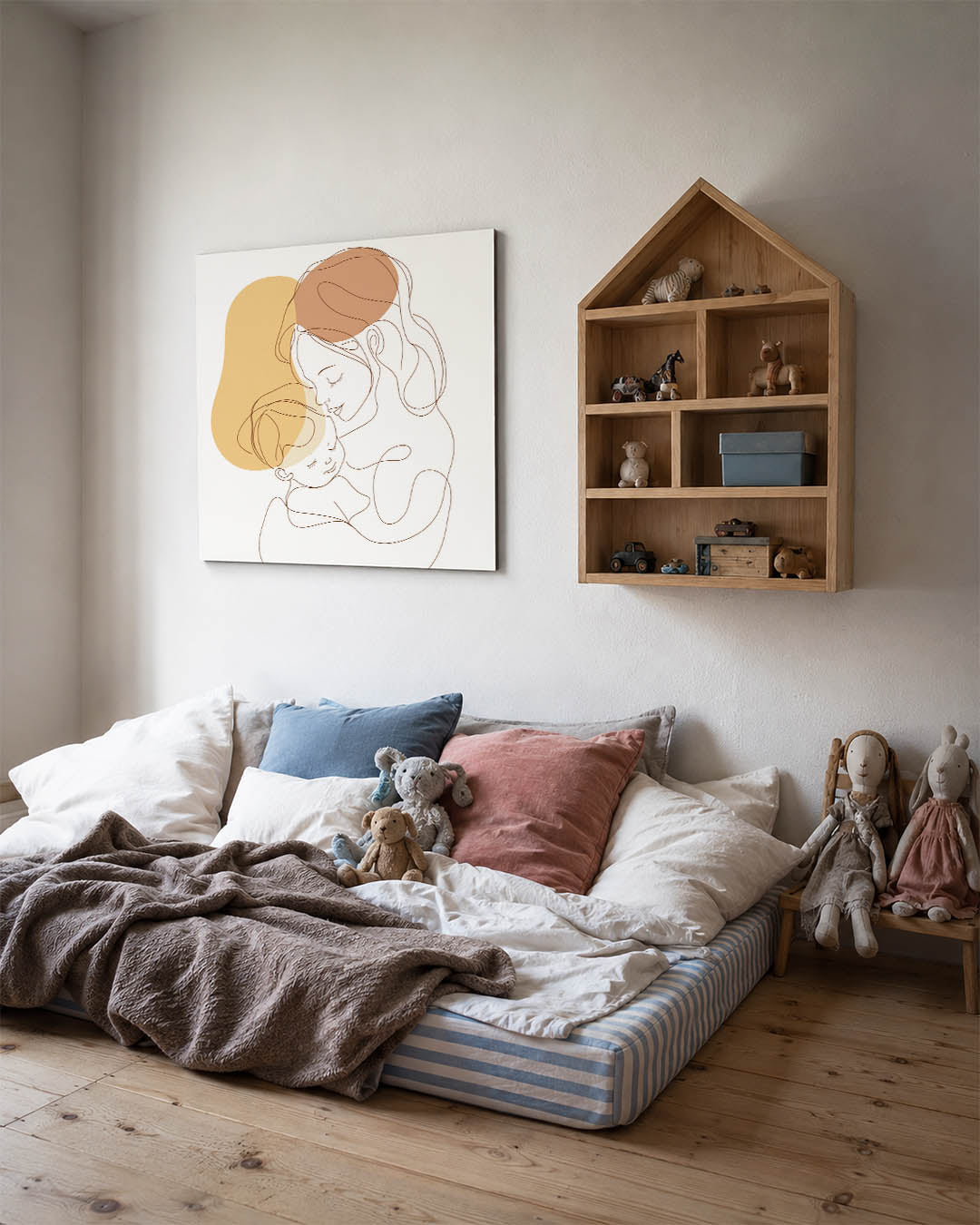 Lijntekening moeder en kind kunstwerk – derde productweergave – dit werk toont een vloeiende lijntekening van een moeder en