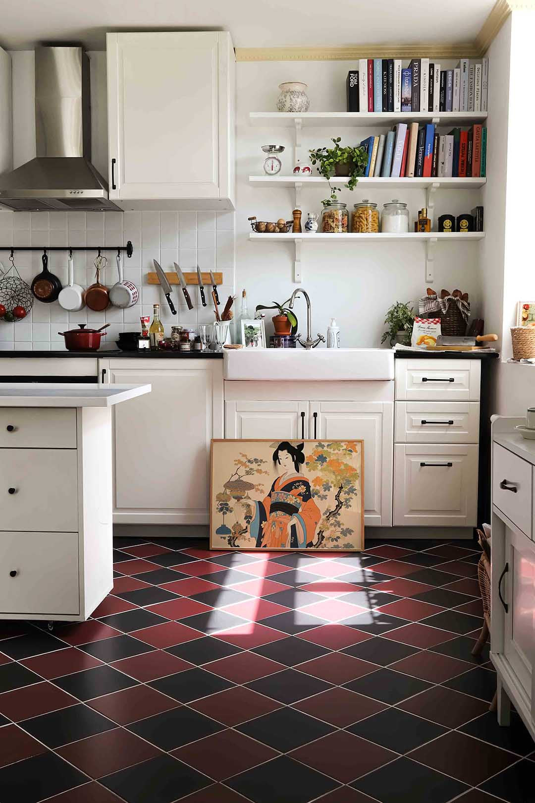 Japanse vrouw met bloemen – liggende keuken wanddecoratie van WallArtistic