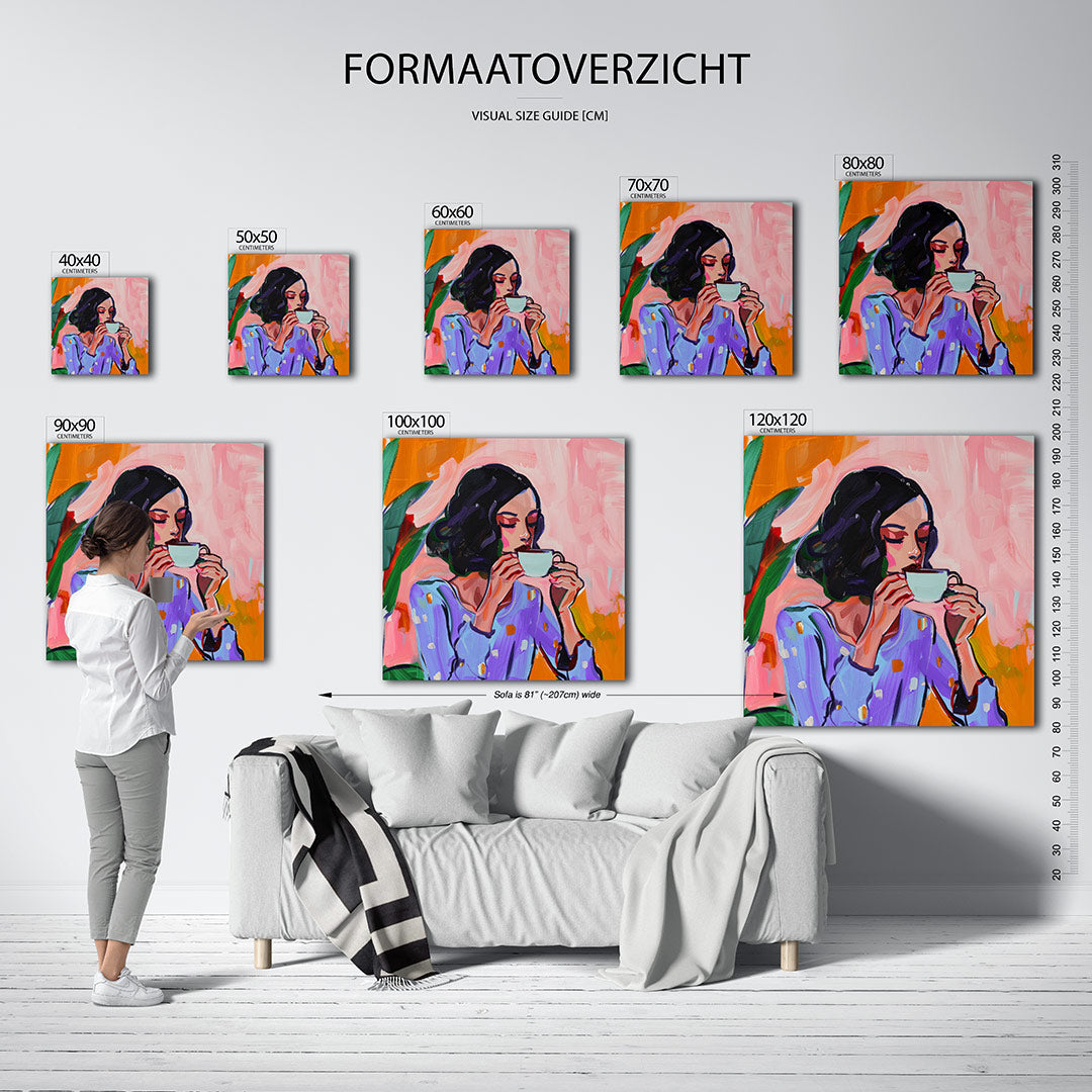 Vrouw met koffiekop kunstwerk – sfeerbeeld – dit werk toont een vrouw die geniet van een kopje koffie. De levendige kleuren