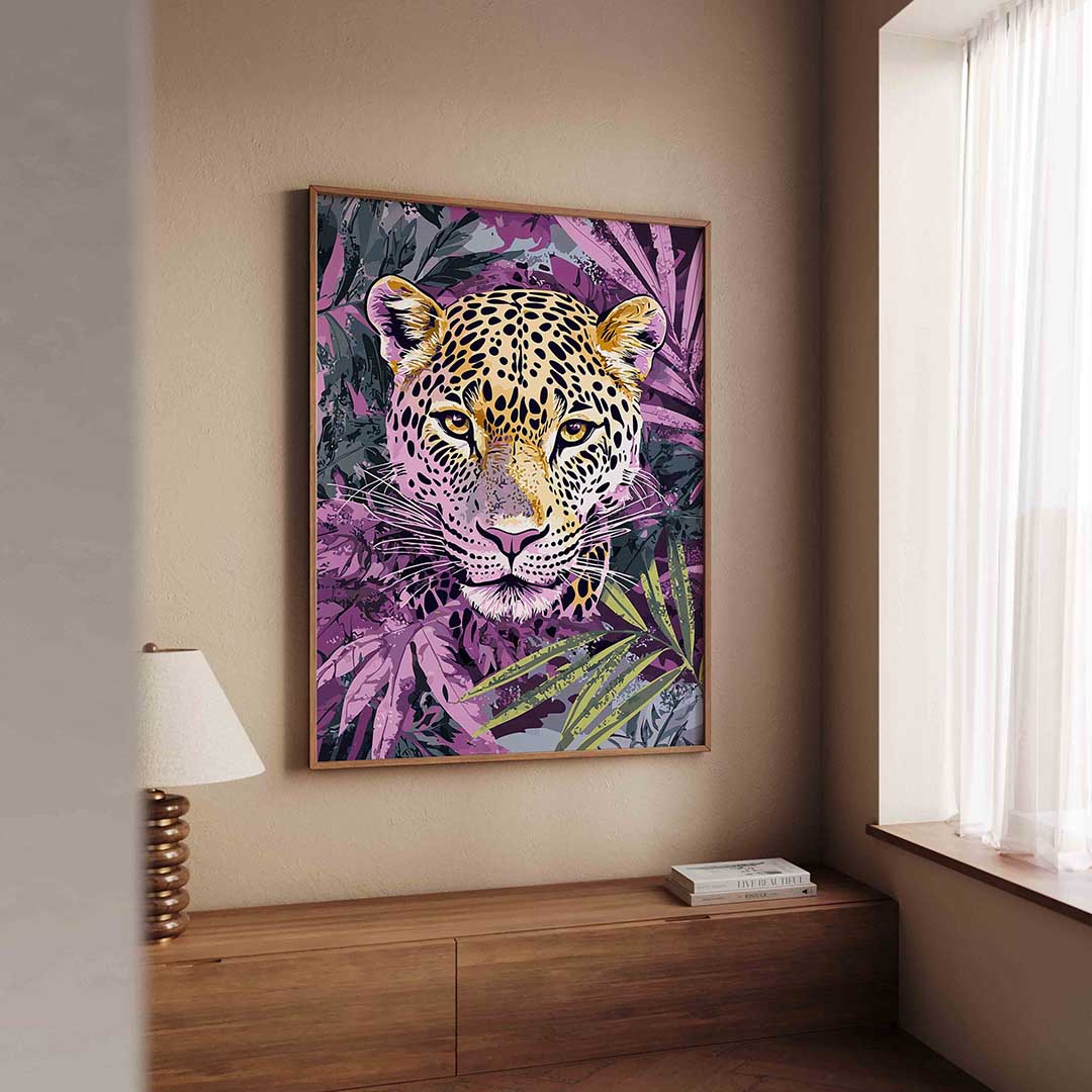 Luipaard in bladeren – dierenillustratie als portret poster