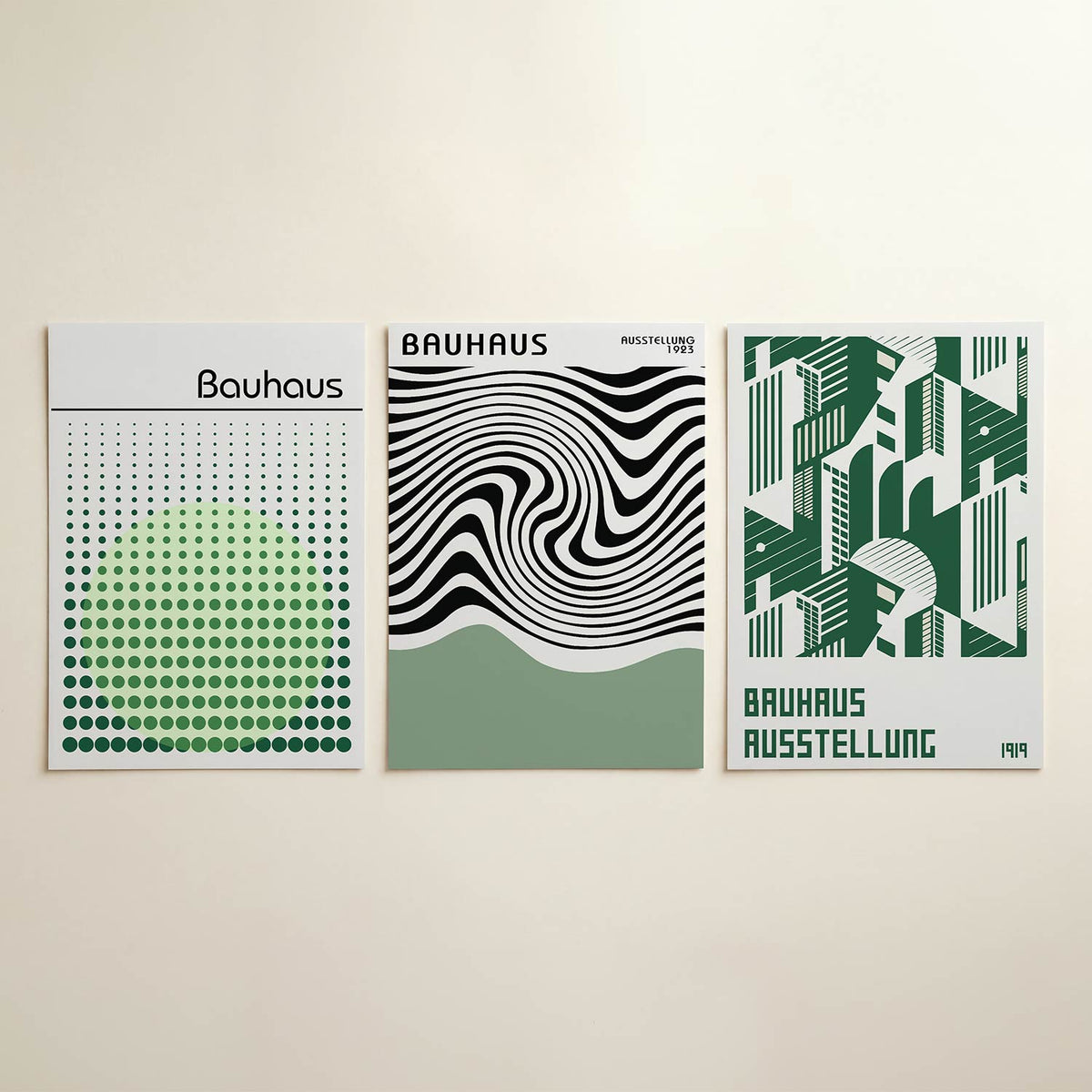Groene puntenspel posterset – detailweergave – deze posterset in drie delen toont een spel van groene stippen die in grootte