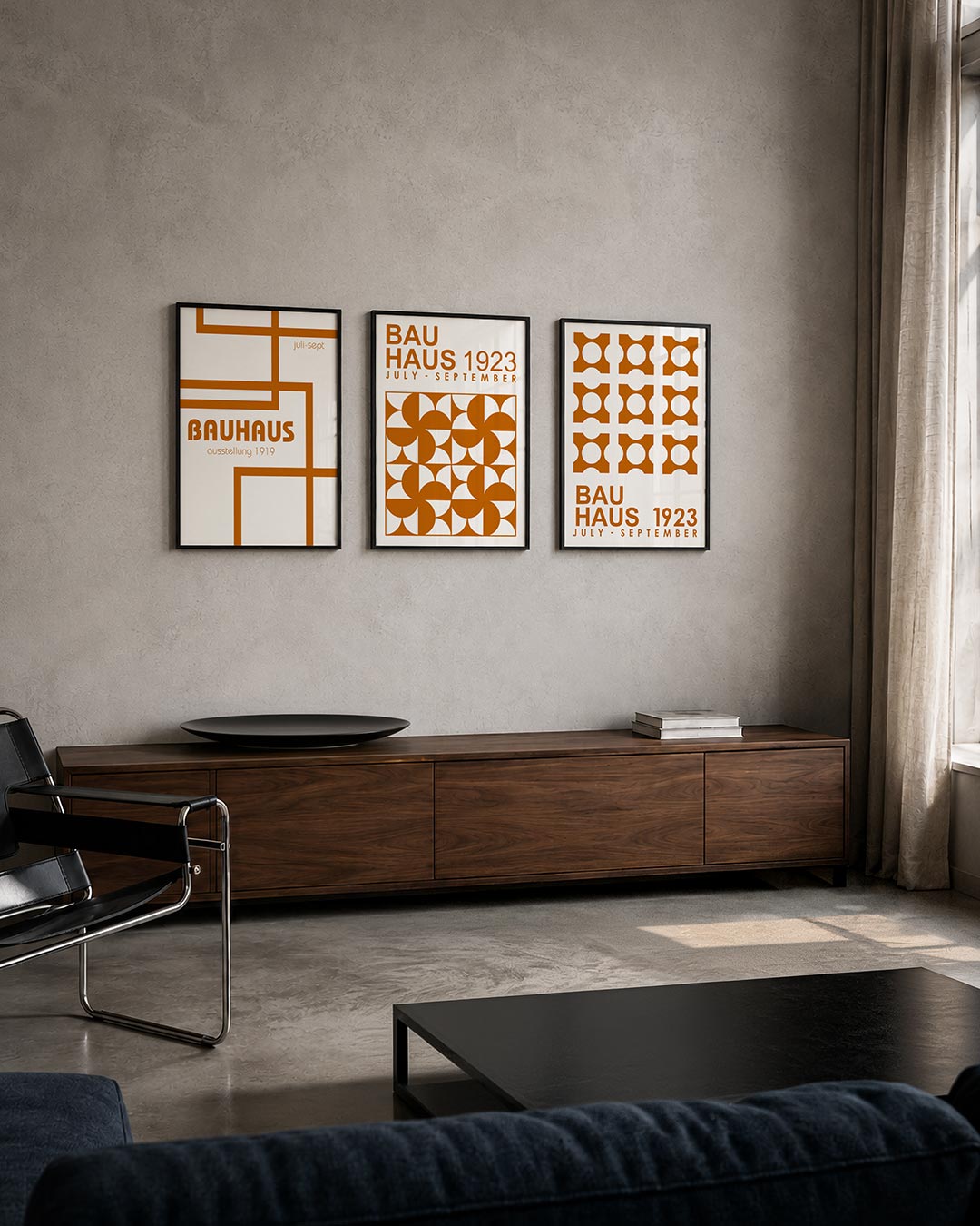 Lijnen en kleurvlakken posterset – tweede productweergave – deze posterset in drie delen toont een spel van dikke, oranje