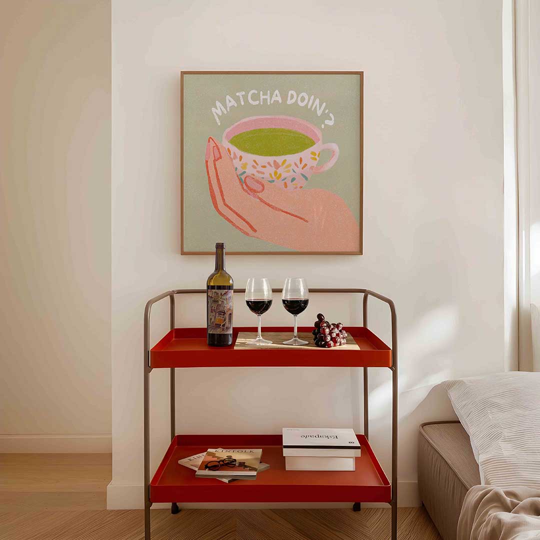 Hand met kopje – vierkante keuken wanddecoratie van WallArtistic