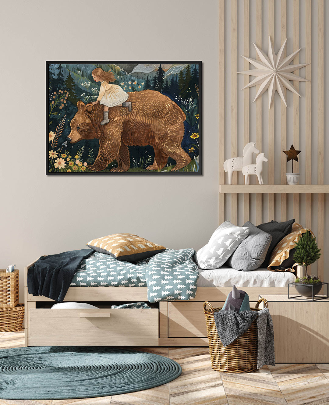Meisje op beer – wanddecoratie in interieur