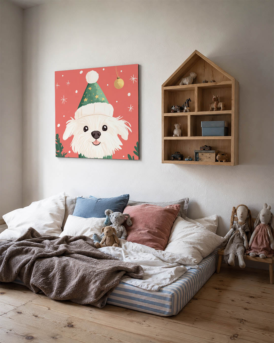 Vrolijke kersthond kunstwerk – derde productweergave – een schattige witte hond met een groene kerstmuts tegen een rode