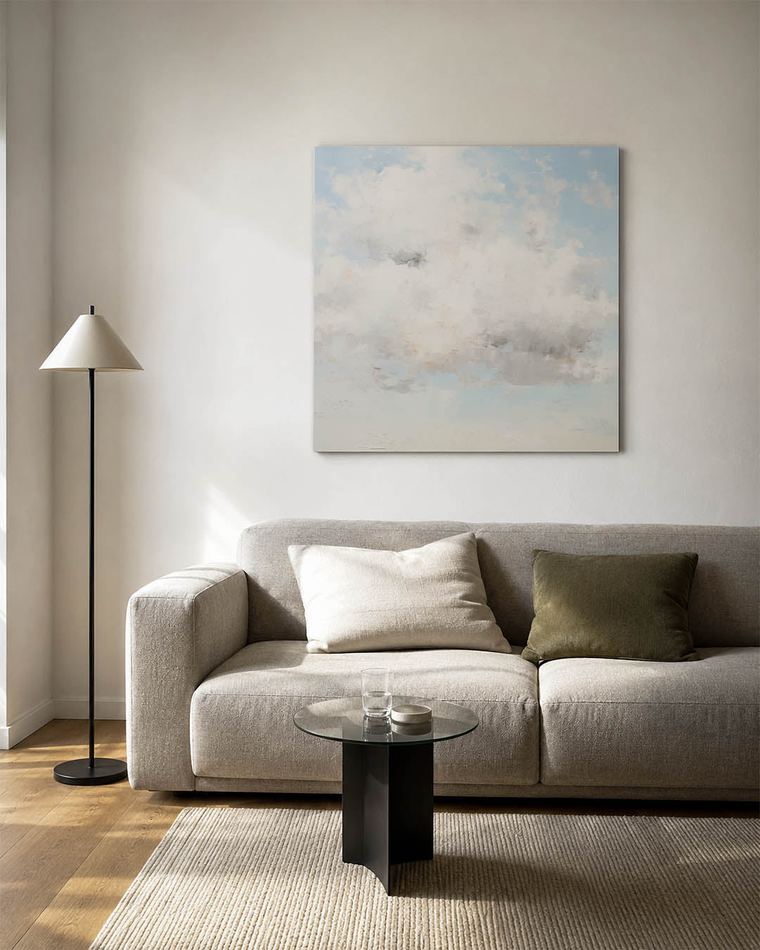 Wolkenlucht compositie kunstwerk – vierkante wanddecoratie – dit werk toont een serene lucht met zachte wolken, waarbij