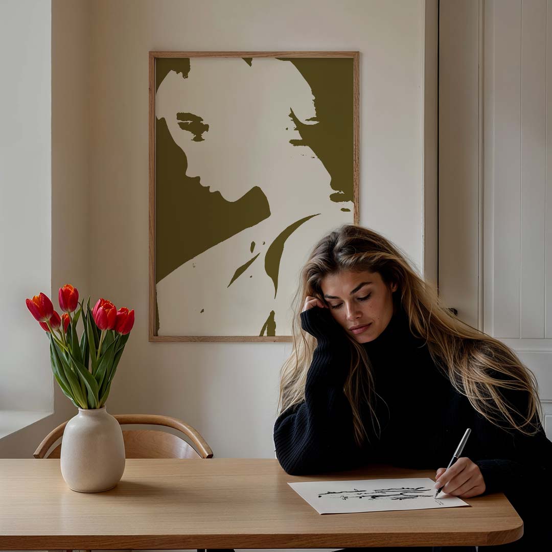 Elegant Silhouet Portret – staande vrouwelijke wanddecoratie van WallArtistic